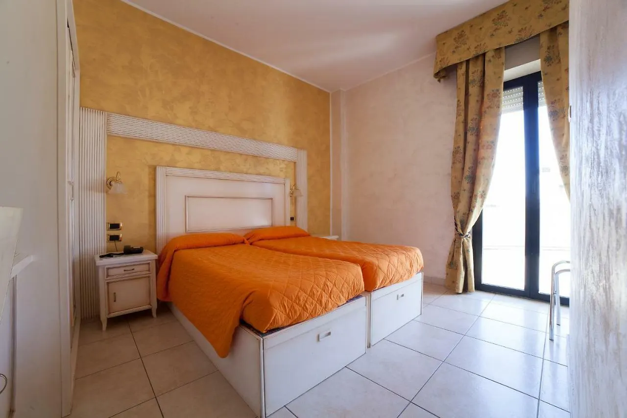 ****  Hotel Diplomat Palace Rimini Italien