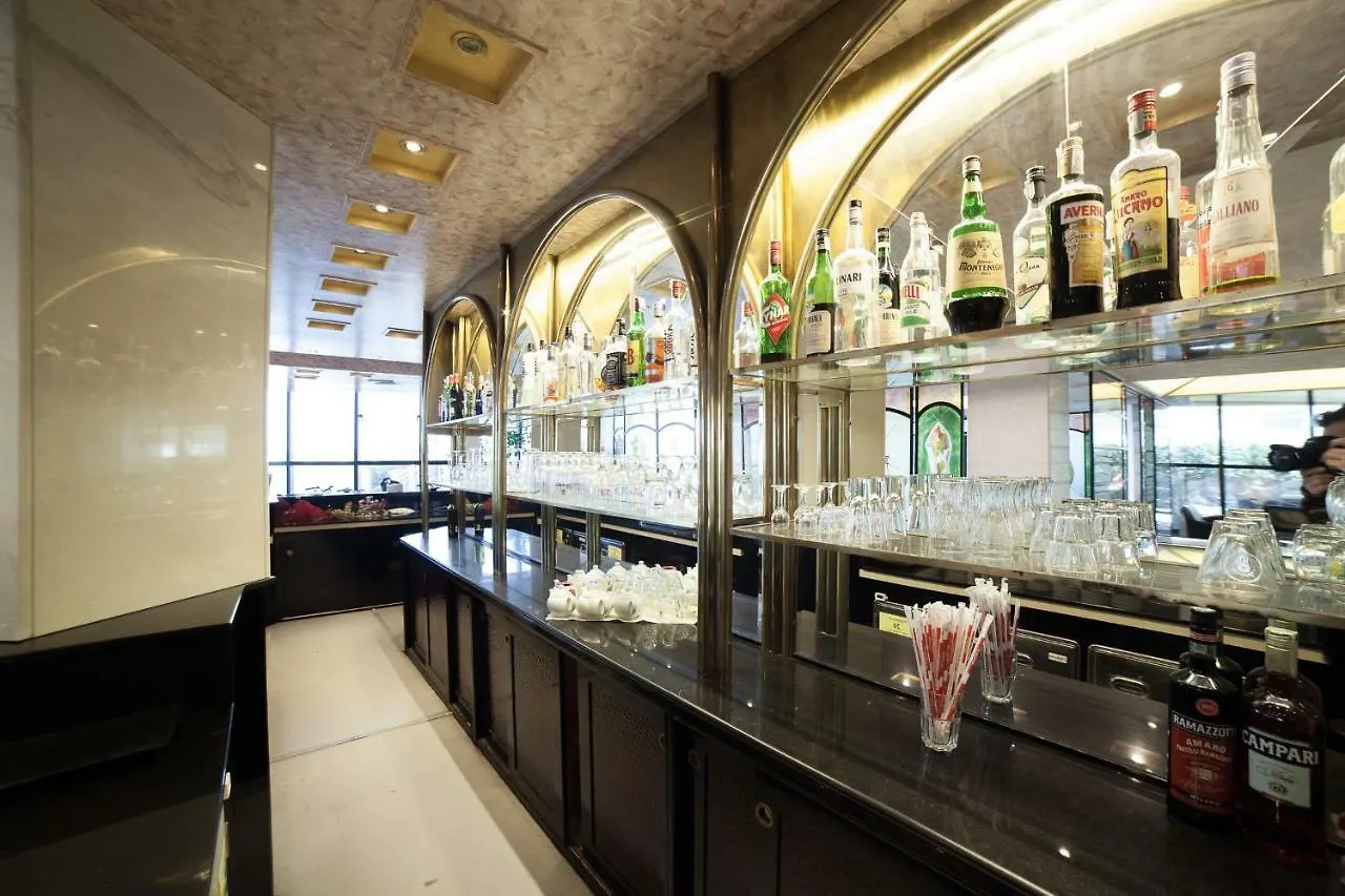 ****  Hotel Diplomat Palace Rimini Italy