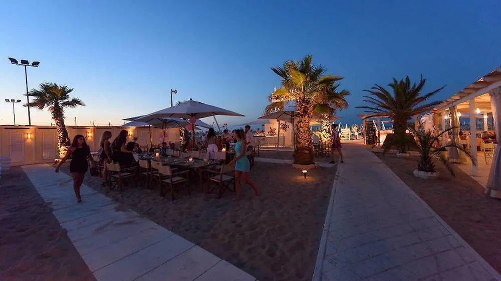 ****  Hotel Diplomat Palace Rimini Olaszország